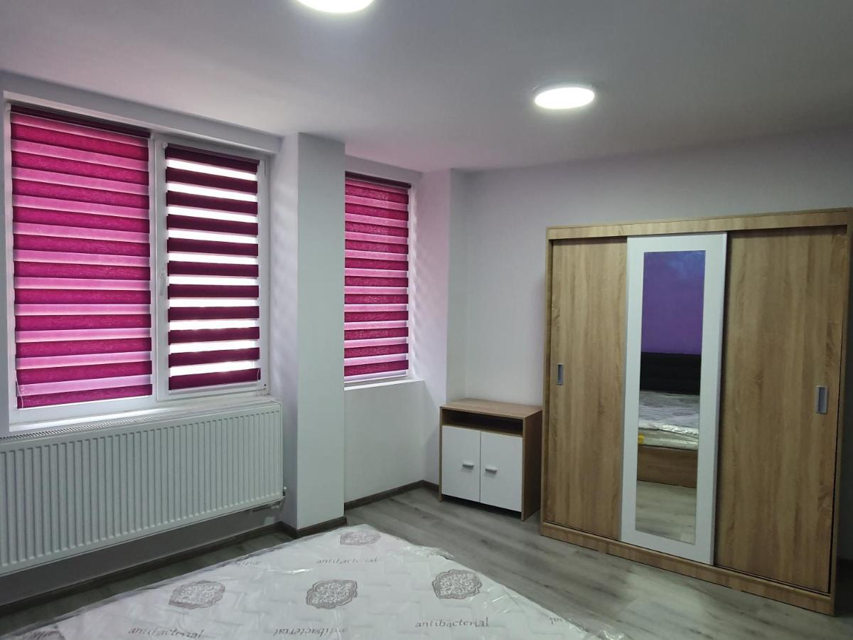 Apartament Negris Bîrlad Екстериор снимка